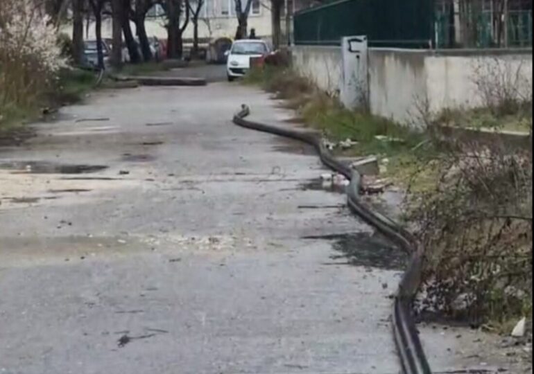 Заради очаквани дъждове и умишлено повредена помпа: Затварят превантивно кръстовище в "Южен"