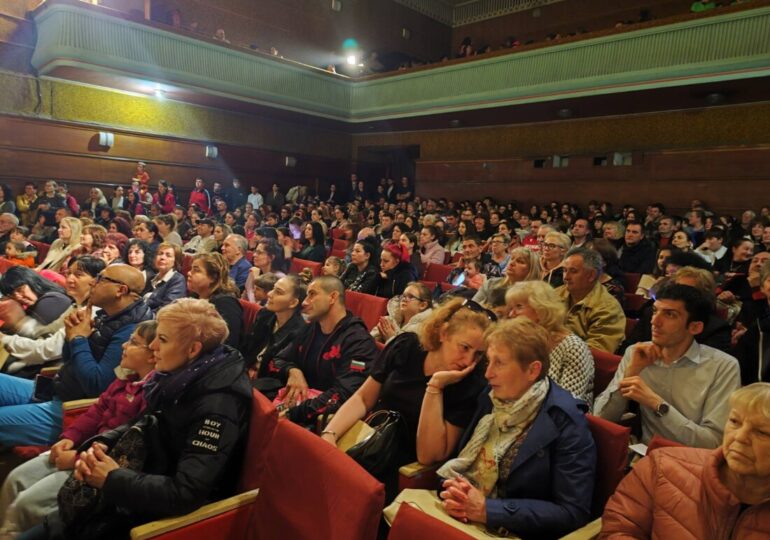90 години знание и гордост: Вижте как СУ „Братя Миладинови“ отпразнува своя паметен юбилей (СНИМКИ)