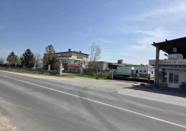След акция край Пловдив: Конфискуваха 36 тона опасна храна, затвориха кланица (СНИМКИ)