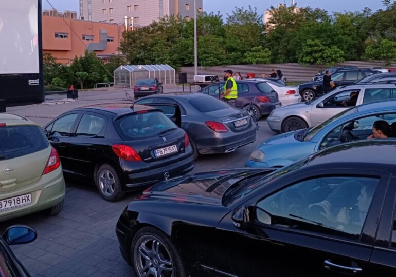 Автокино в Асеновград представя "Записки по едно предателство“