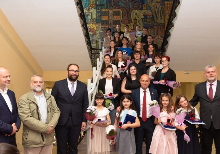 На празника: Наградиха млади пловдивски творци (СНИМКИ)
