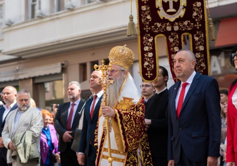 "Има празници, които носим в сърцето си": Пловдив отбеляза тържествено 24 май (СНИМКИ и ВИДЕО)