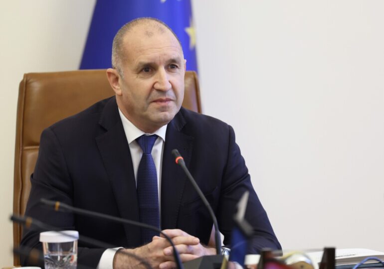 Радев от Париж: Първо сигурността и стандартът на българите, после помощта за Украйна, Европа трябва да говори с Русия (ВИДЕО)