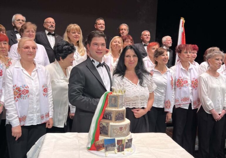 130 години история в звуци: Пловдивското певческо дружество „Ангел Букорещлиев“ отпразнува своя юбилей (СНИМКИ)