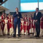 Район „Тракия“ отличи изявени педагози по случай 24 май (СНИМКИ)