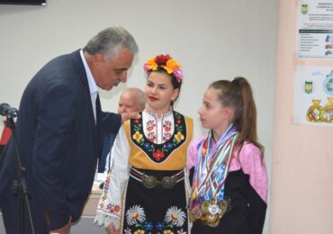 Общински съвет – Марица отличи двама млади таланти за високи постижения (ГАЛЕРИЯ)