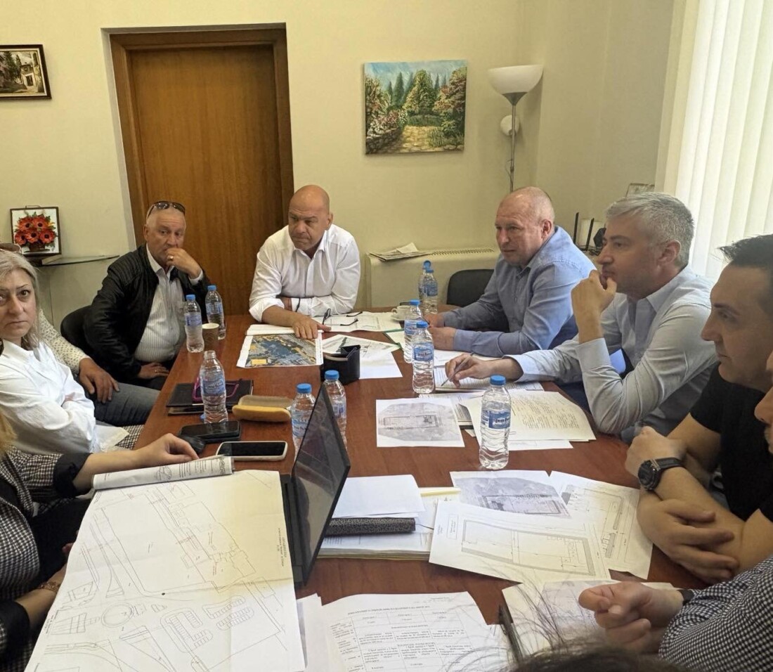 Кметът на Пловдив свика институциите в търсене на решение за нова автогара до жп гара „Филипово“