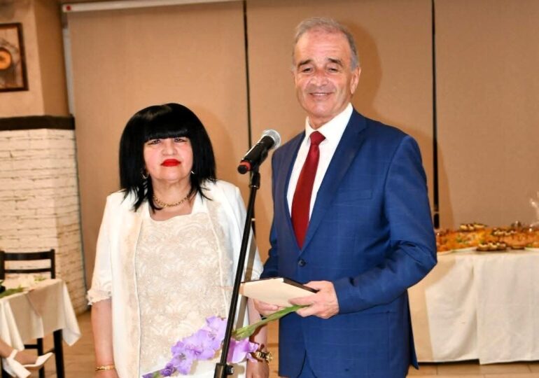 На тържествена церемония: Отличиха най-добрите учители на годината в Асеновград (ГАЛЕРИЯ)