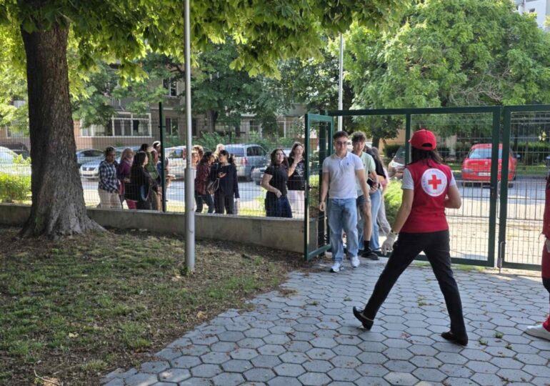Като на кино: БЧК-Пловдив показа на чужденци как се овладява бежанска криза и се спасяват човешки животи (СНИМКИ) 6 Като на кино: БЧК-Пловдив показа на чужденци как се овладява бежанска криза и се спасяват човешки животи (СНИМКИ)