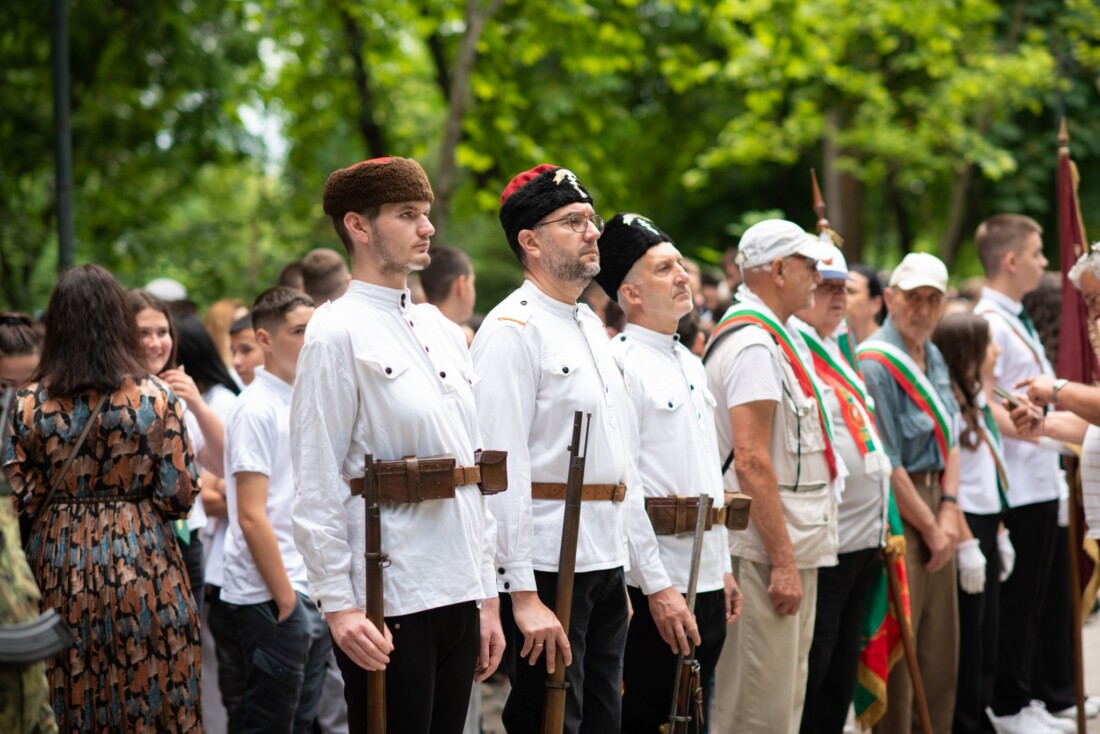 Пловдив се преклони пред героичния подвиг на Христо Ботев и паметта на загиналите за свободата на България (СНИМКИ)
