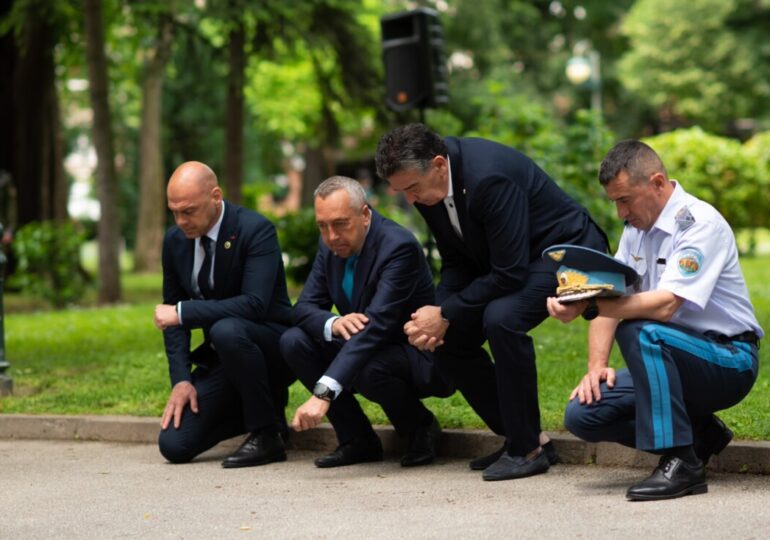 Пловдив се преклони пред героичния подвиг на Христо Ботев и паметта на загиналите за свободата на България (СНИМКИ)