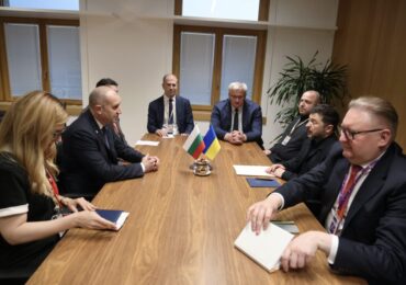 Румен Радев и Володимир Зеленски обсъдиха производството на дронове в България (ВИДЕО)