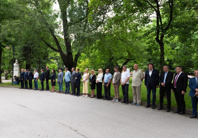 Пловдив се преклони пред героичния подвиг на Христо Ботев и паметта на загиналите за свободата на България (СНИМКИ)