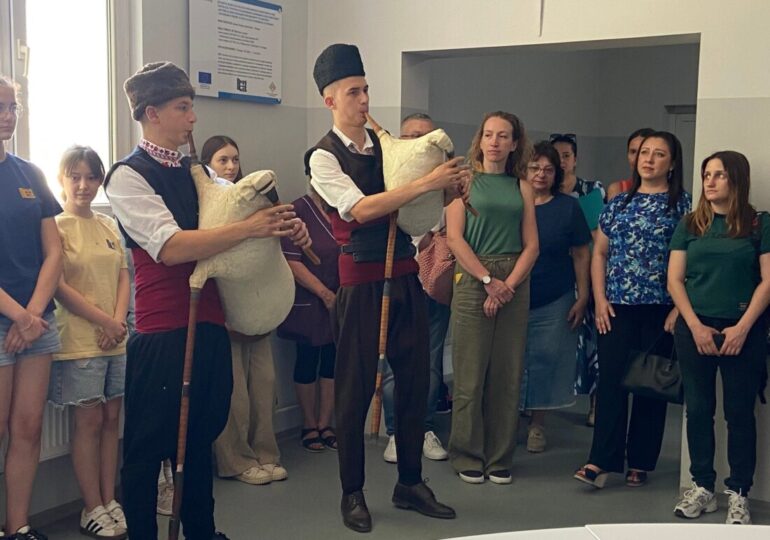 Езикова гимназия „Иван Вазов“ в Пловдив откри своя нов STEM център „ТехЛаб 2“ (СНИМКИ)