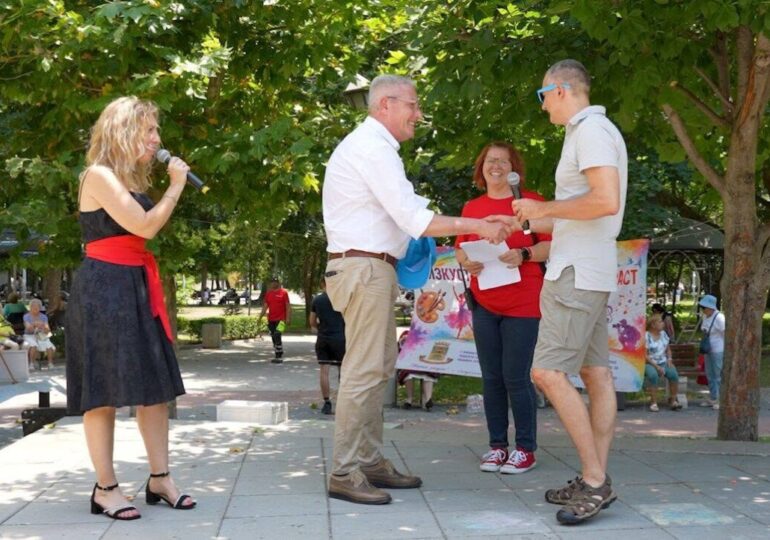 Пловдивският парк „Каменица“ събра поколенията на фестивала „Изкуство без граници и възраст“ (СНИМКИ)