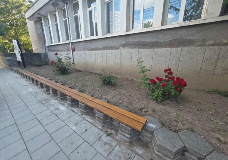 Мащабни ремонтни дейности кипят в община Първомай (СНИМКИ)