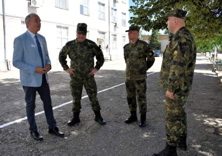 IV Артилерийски полк - Асеновград е с нов командир (СНИМКИ) 8 IV Артилерийски полк - Асеновград е с нов командир (СНИМКИ)