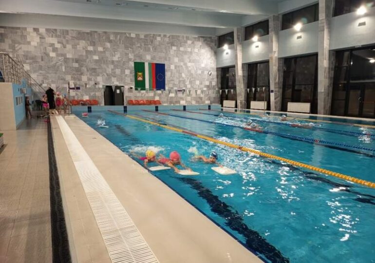 Община Смолян с важно съобщение относно работата на басейна в града
