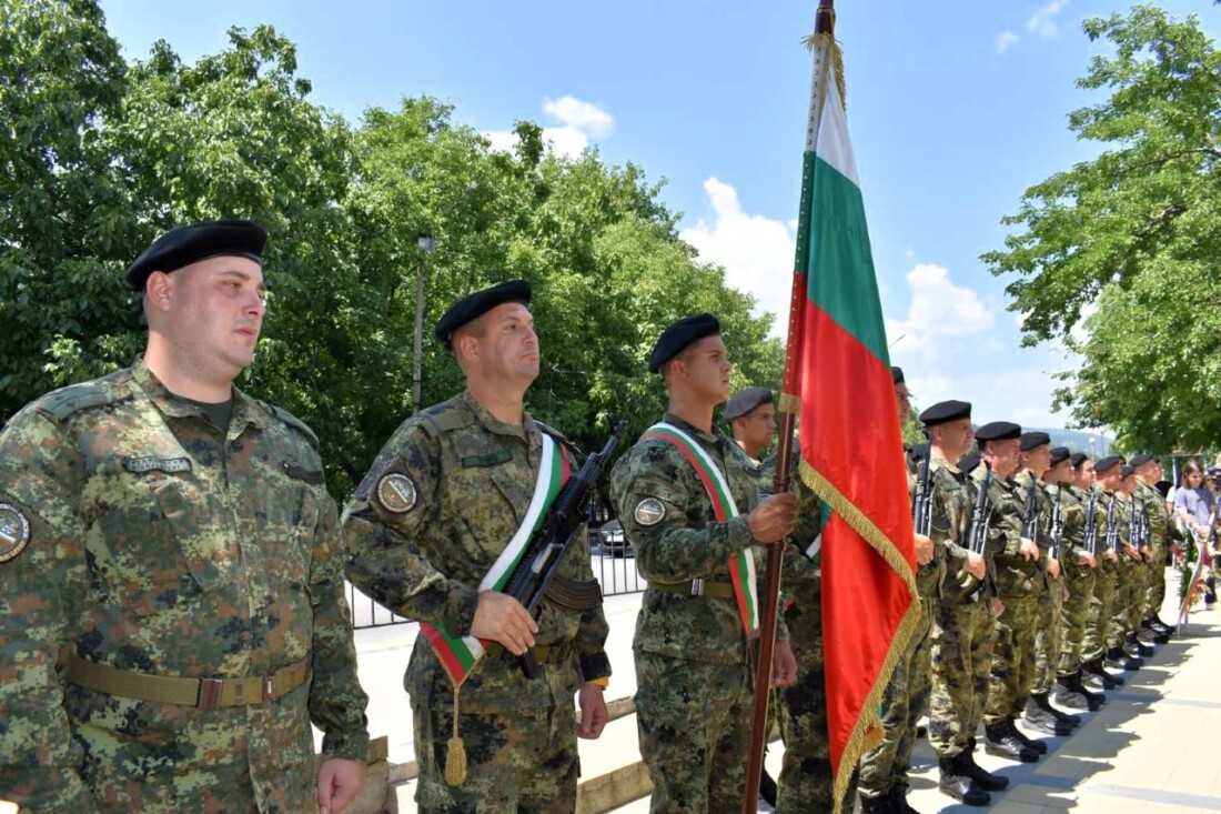 Асеновград почете паметта на Васил Левски (ГАЛЕРИЯ)