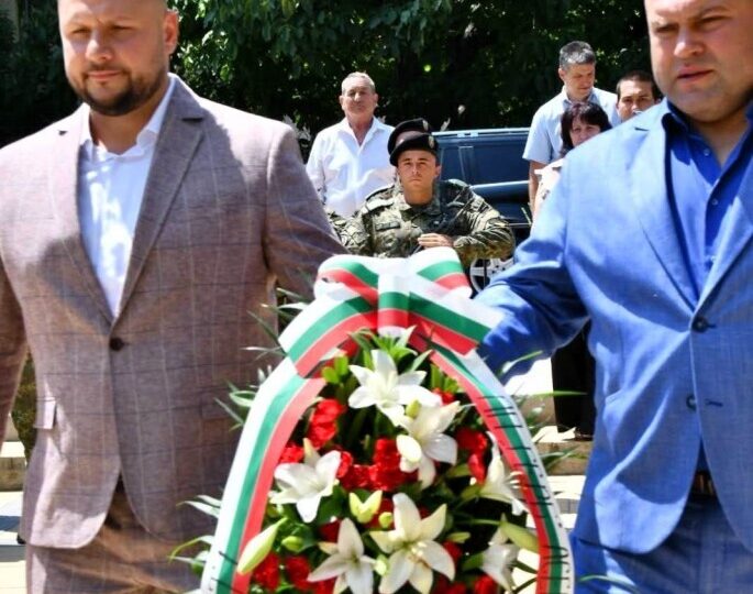 Асеновград почете паметта на Васил Левски (ГАЛЕРИЯ) 9 Асеновград почете паметта на Васил Левски (ГАЛЕРИЯ)