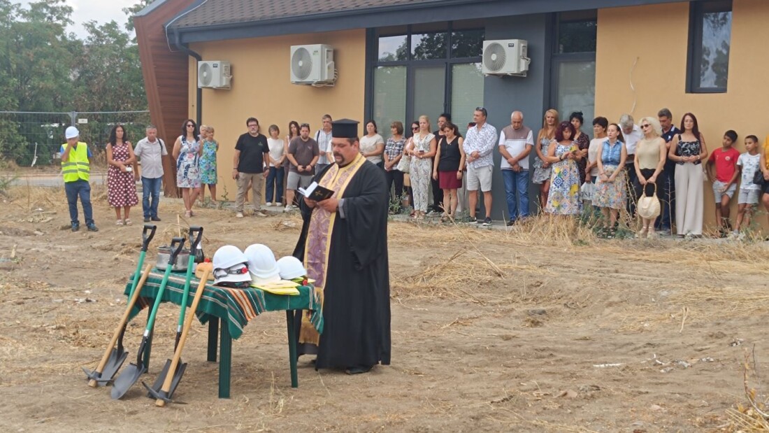 Стартира изграждането на модерна многофункционална зала в Брезово (СНИМКИ)