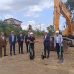 Стартира изграждането на модерна многофункционална зала в Брезово (СНИМКИ) 1 Стартира изграждането на модерна многофункционална зала в Брезово (СНИМКИ)