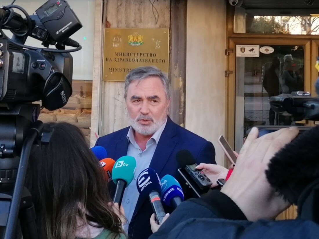 „Унищожават здравната система, не мога да участвам“: Доц. Ангел Кунчев напуска поста на главен държавен инспектор