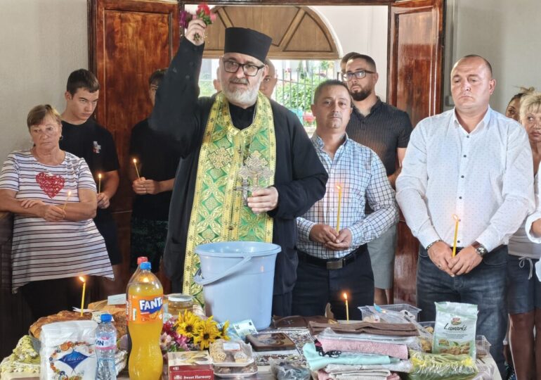 Храмовете в Община Марица се изпълниха с миряни за Успение Богородично (ГАЛЕРИЯ)