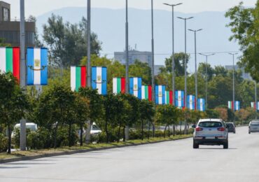 Пловдив посреща 6 септември с нови знамена (СНИМКИ)