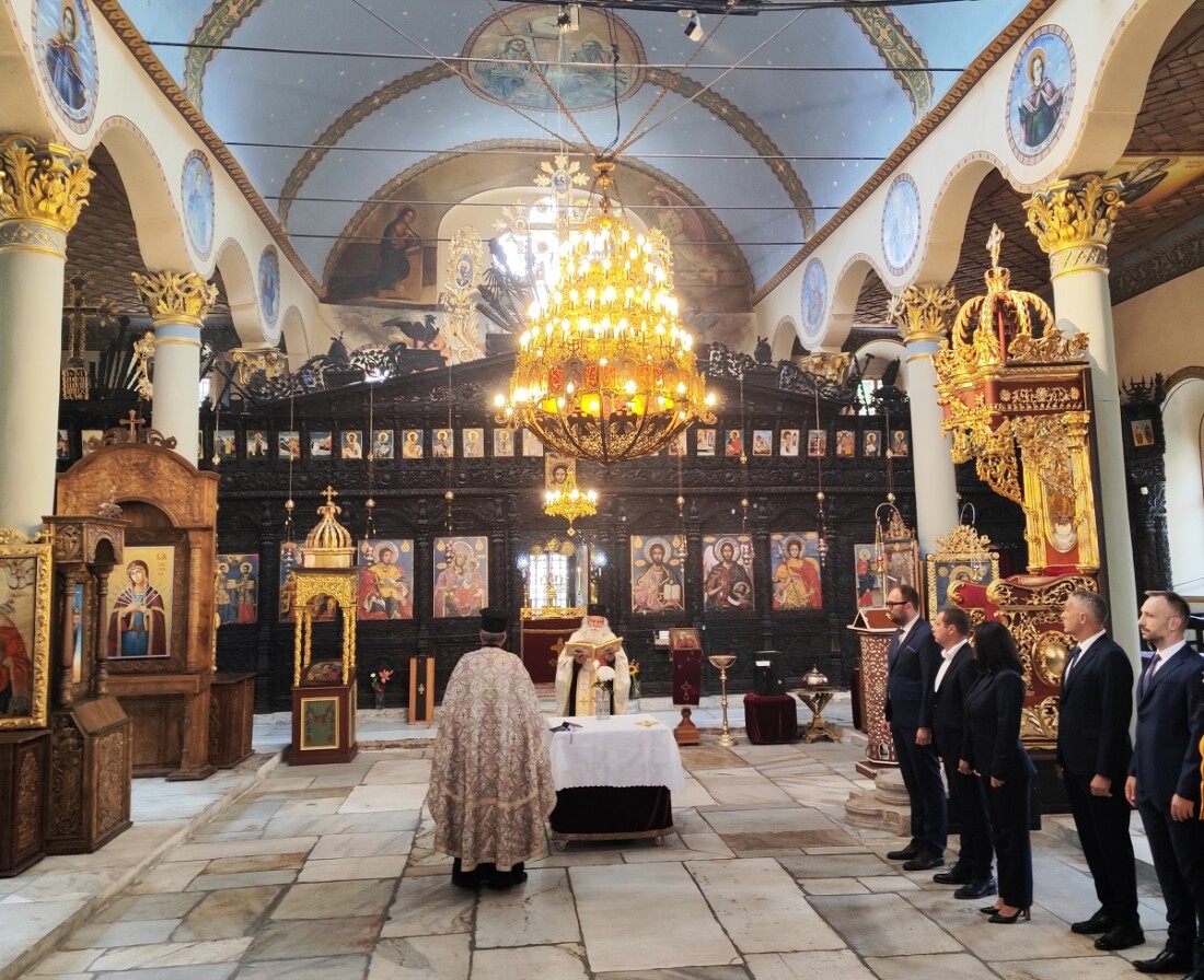 Пловдив отбеляза тържествено 118 години от обявяването на Независимостта (СНИМКИ) 1 Пловдив отбеляза тържествено 118 години от обявяването на Независимостта (СНИМКИ)
