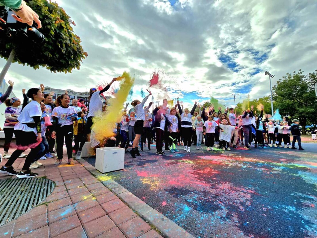 DECATHLON Color Run: Цветен празник за цялото семейство в пловдивския район „Тракия“