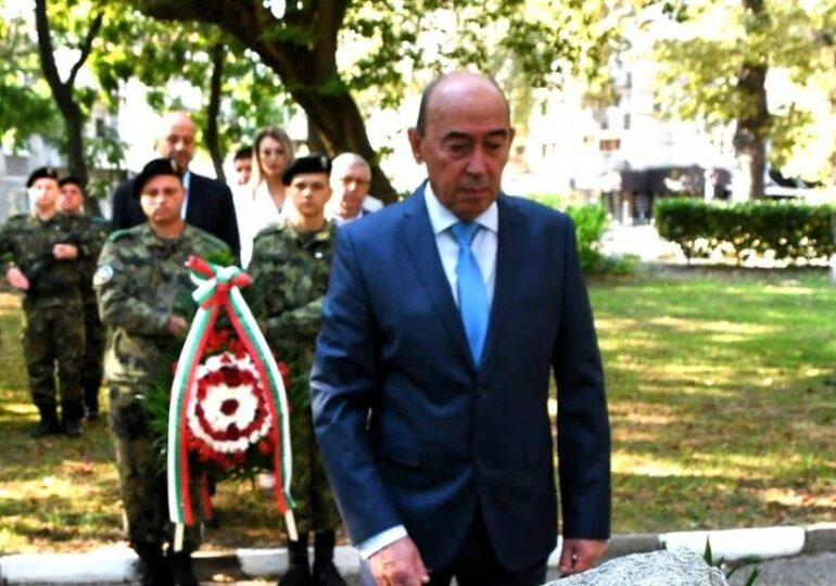 Асеновград отпразнува 141 години от Съединението на България (ГАЛЕРИЯ)