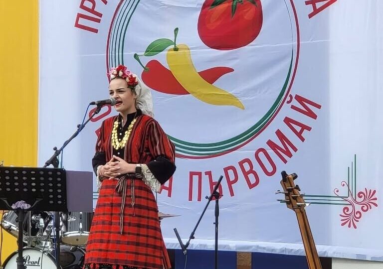 Празникът на лютеницата в Първомай събра вкус и традиции (ГАЛЕРИЯ) 3 Празникът на лютеницата в Първомай събра вкус и традиции (ГАЛЕРИЯ)