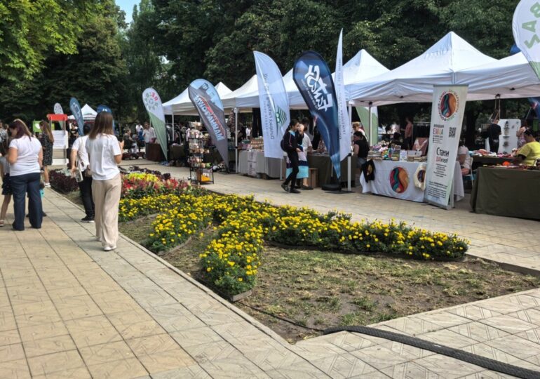 Със зелени идеи, забавления и благородна кауза Re:Bazaar отново завладя район „Южен“ в Пловдив (СНИМКИ)
