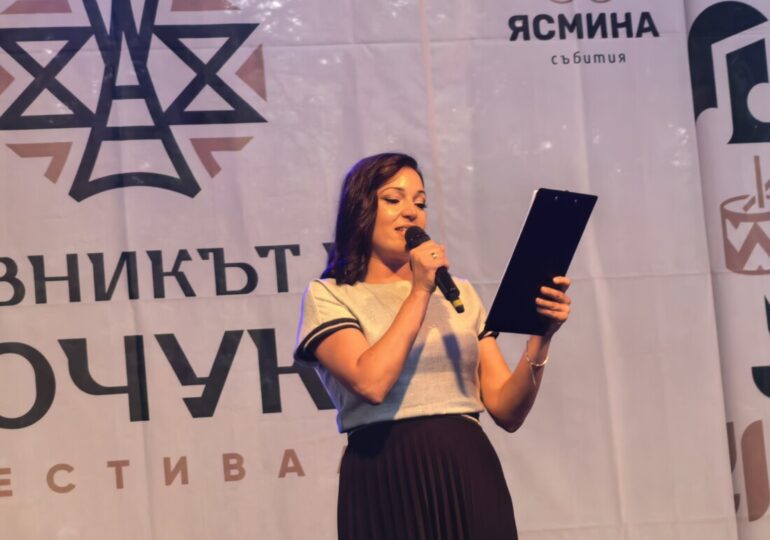 С над 1000 участници: „Празникът на Кючука“ се утвърди като истински фестивал на традициите и българския дух (ВИДЕО и СНИМКИ) 3 С над 1000 участници: „Празникът на Кючука“ се утвърди като истински фестивал на традициите и българския дух (ВИДЕО и СНИМКИ)
