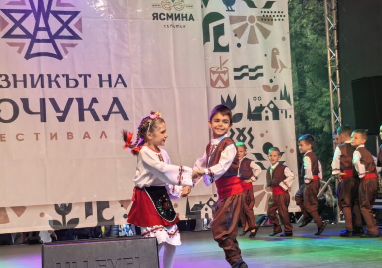 С над 1000 участници: „Празникът на Кючука“ се утвърди като истински фестивал на традициите и българския дух (ВИДЕО и СНИМКИ) 8 С над 1000 участници: „Празникът на Кючука“ се утвърди като истински фестивал на традициите и българския дух (ВИДЕО и СНИМКИ)