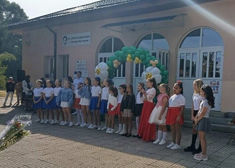 301 първокласници прекрачиха прага на училищата в Община Марица (ГАЛЕРИЯ) 5 301 първокласници прекрачиха прага на училищата в Община Марица (ГАЛЕРИЯ)