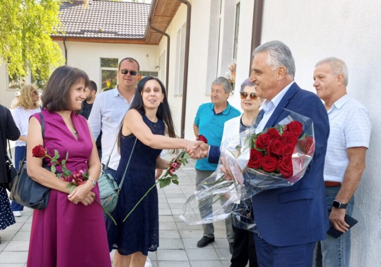 301 първокласници прекрачиха прага на училищата в Община Марица (ГАЛЕРИЯ) 10 301 първокласници прекрачиха прага на училищата в Община Марица (ГАЛЕРИЯ)
