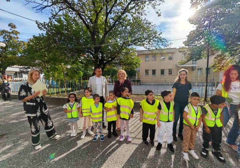 ДГ „Щастливо детство“ с ясна гражданска позиция: „Пази децата!“ (ГАЛЕРИЯ) 7 ДГ „Щастливо детство“ с ясна гражданска позиция: „Пази децата!“ (ГАЛЕРИЯ)