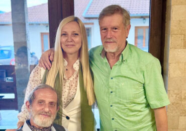 Стефи Стаменова представя дебютния си документален филм „В служба на хората“ за проф. Дамян Попхристов