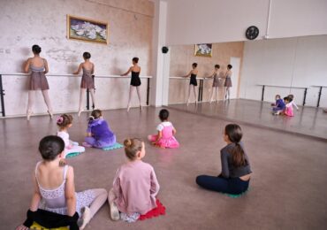 Танцово студио Magnifique с нова локация в Пловдив за класически балет и първи стъпки в танца до Гребната база