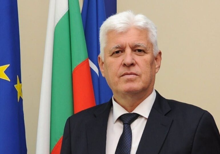Министър на отбраната: Това е целенасочена атака, имам вътрешна убеденост чии са дроновете, ударили корабите