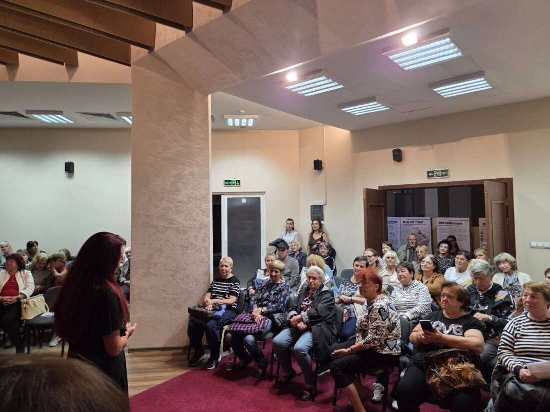 Дамски хор „Тримонциум“ с празничен концерт в район „Тракия“