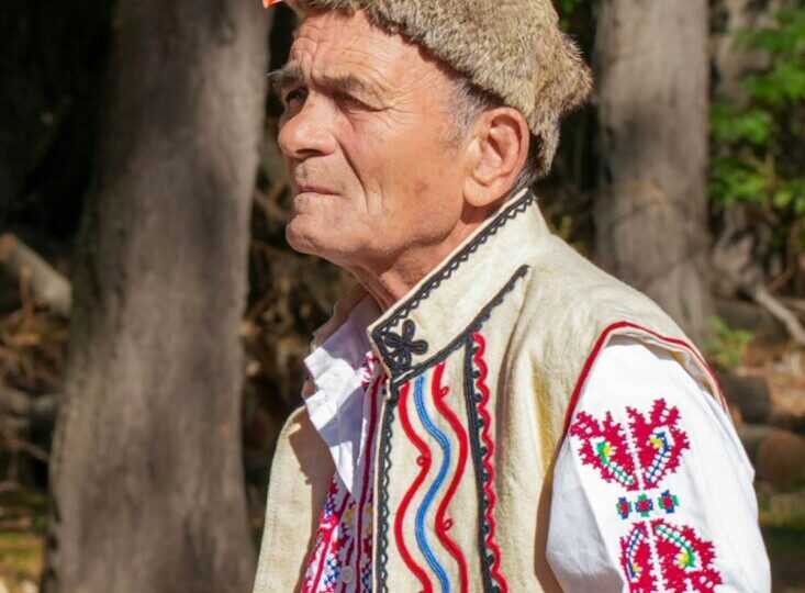 „Изкуство без възраст и граници“: Над 250 участници изпълниха парк „Лаута“ за четвъртото издание на фестивала (СНИМКИ)