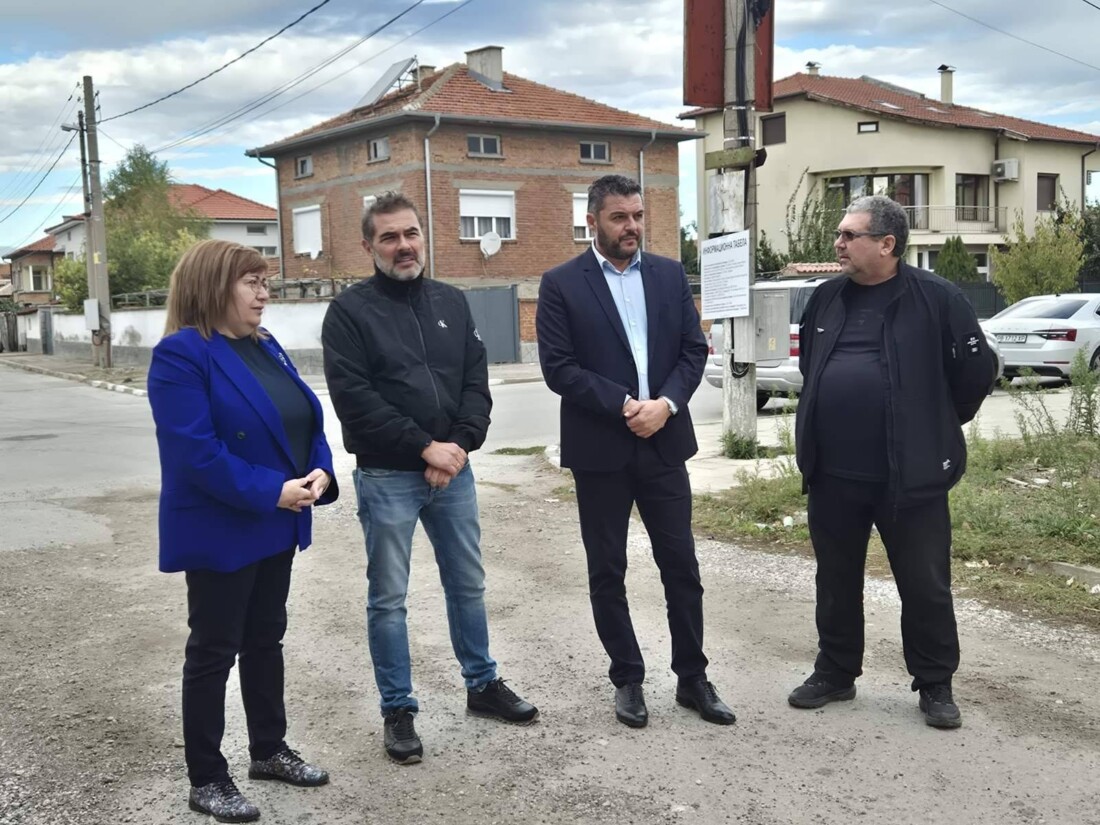 Стартира ремонт на ключова улица в Ягодово (СНИМКИ)