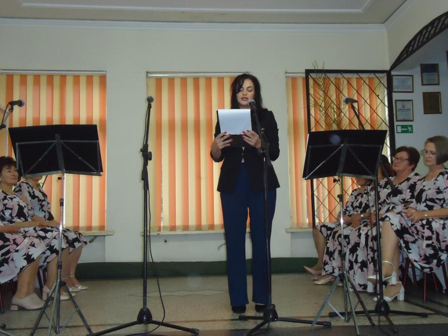 „Магията на музиката – празник на хармонията”: Група „Чародейка” с уникален концерт в Първомай (СНИМКИ)