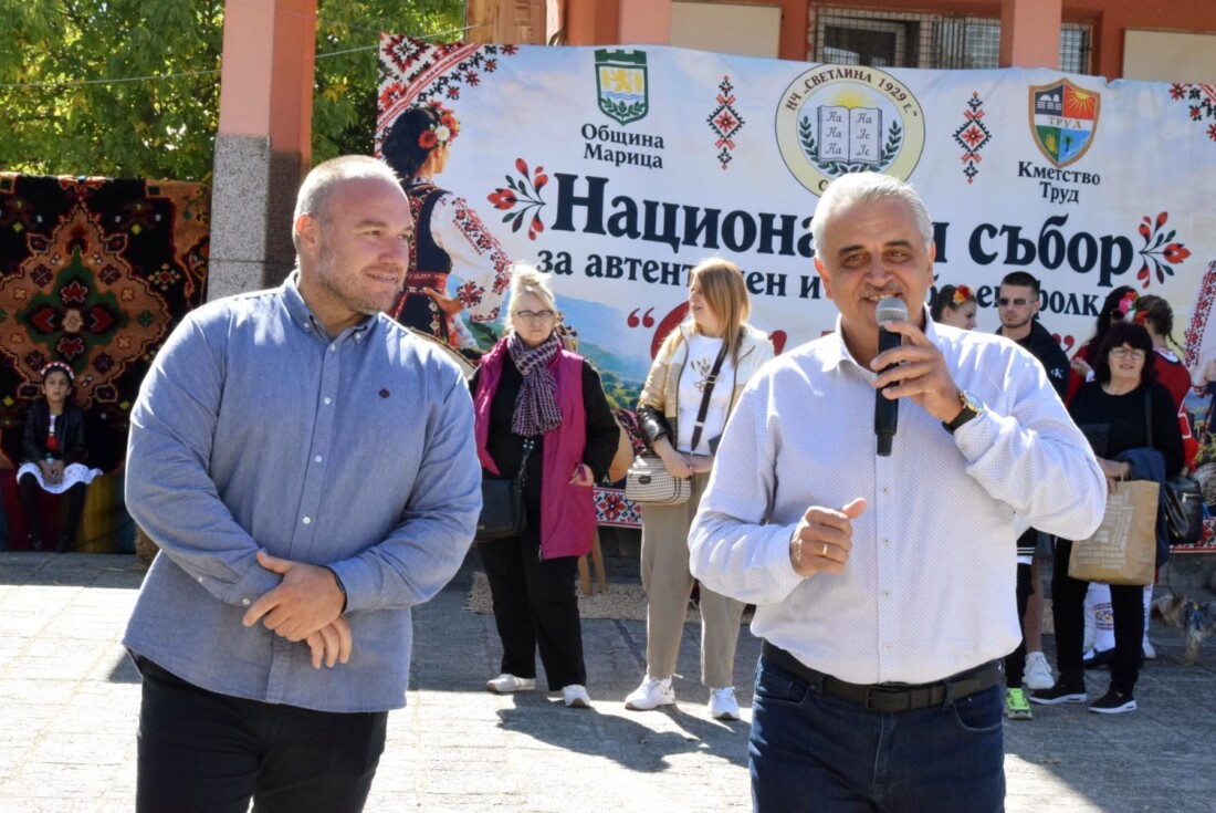 Димитър Иванов: "Чирпелии" е вкусът на Труд в лютеницата на Ути Бъчваров (СНИМКИ) 3 Димитър Иванов: "Чирпелии" е вкусът на Труд в лютеницата на Ути Бъчваров (СНИМКИ)